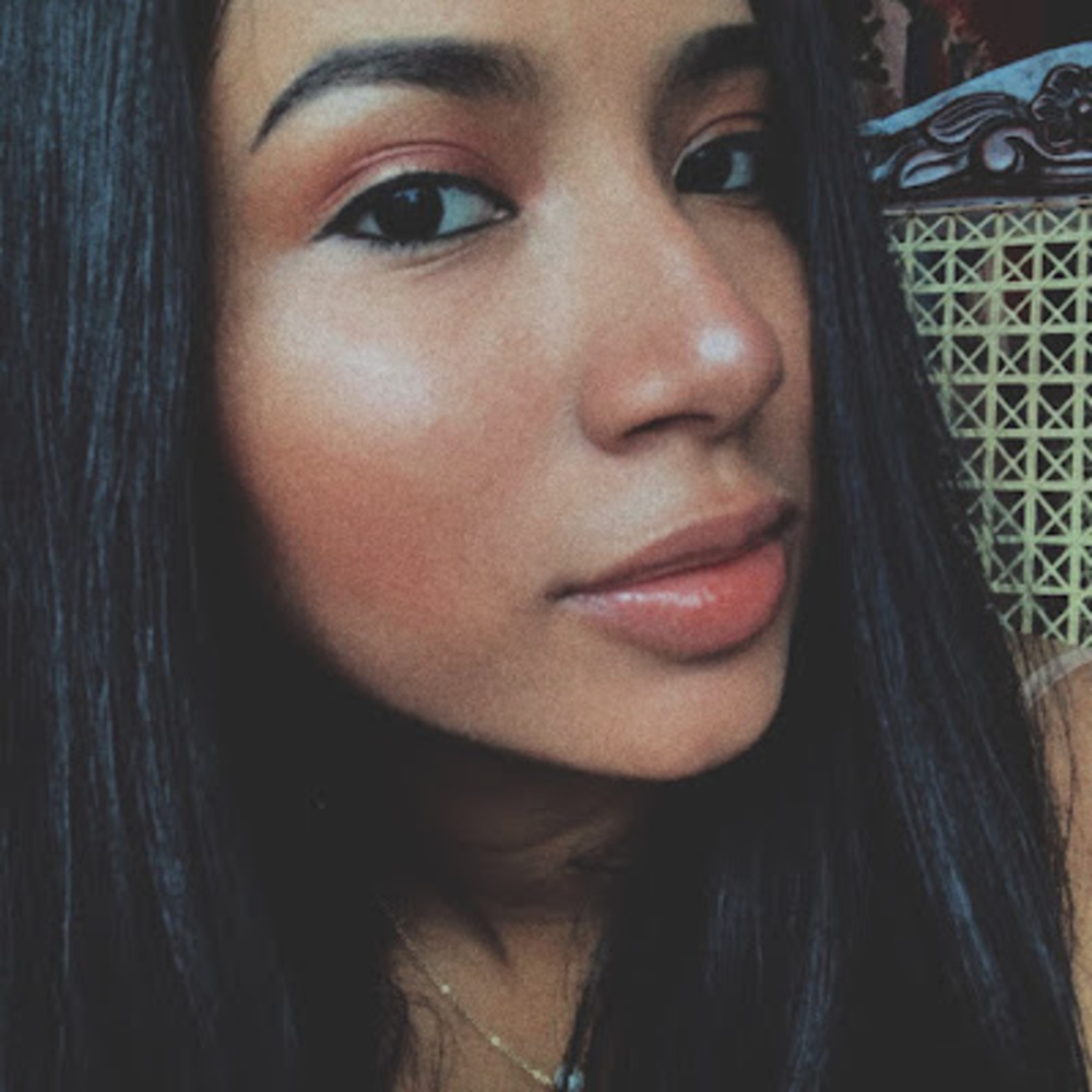 Meet your Posher, Cinthya